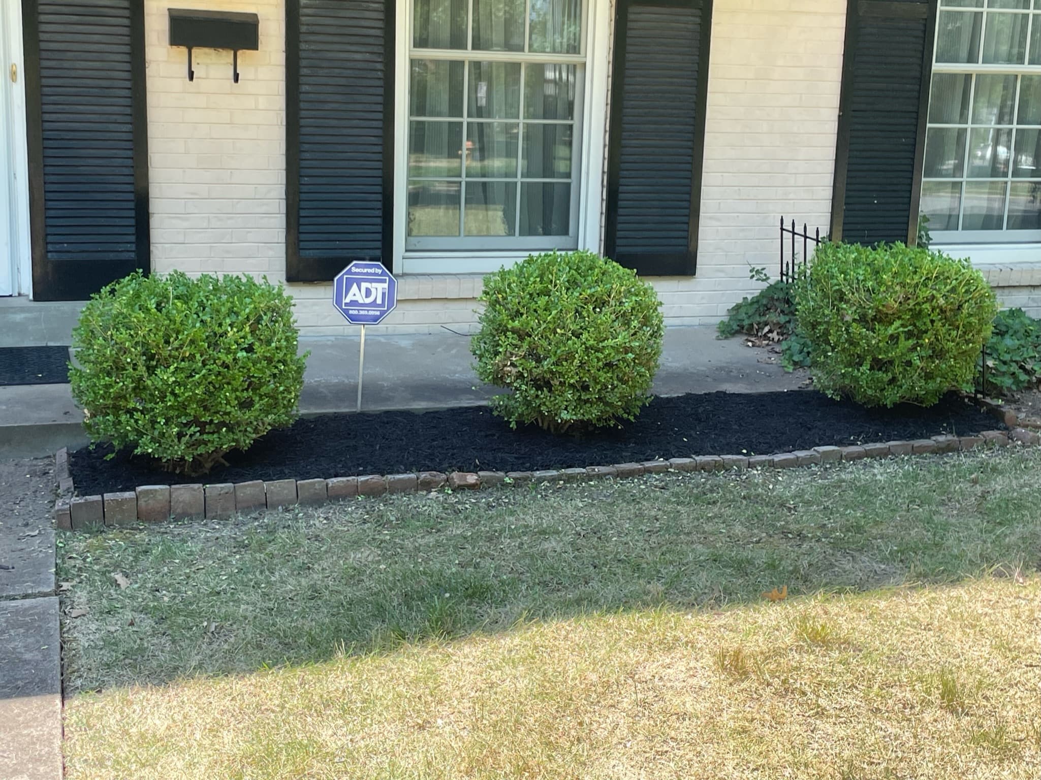 Mulch / Rock Beds